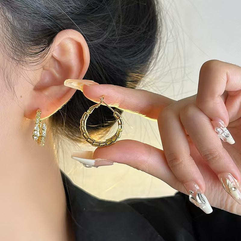 Elegant Dual-Layered Hoop Earrings – Gold & Silver Finish