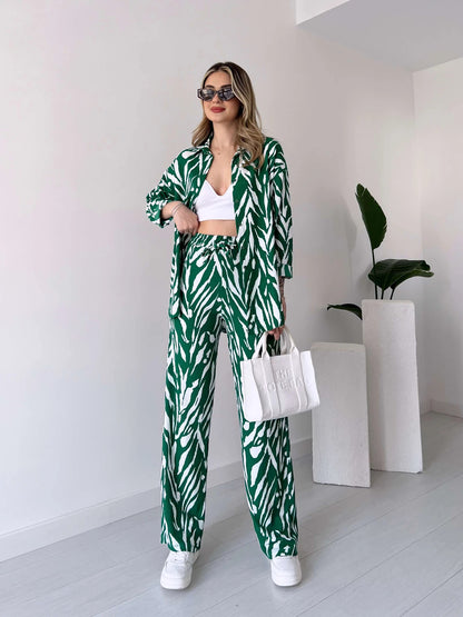 Vibrant Two-Piece Lounge Set for Women | Bold Prints